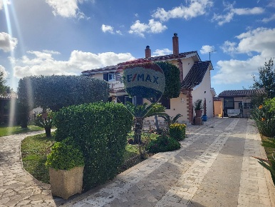 Foto Casa indipendente in Via Luigi Boccherini 15, Anzio Lido dei Pini