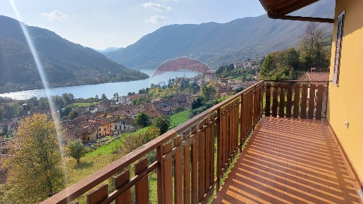 Foto Appartamento a Endine Gaiano Endine di 70 m² con 2 locali in vendita