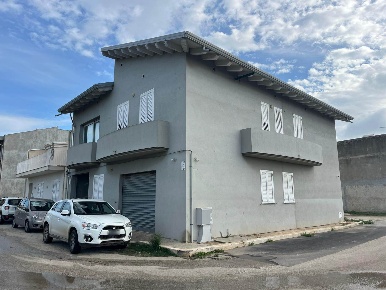 Foto Casa indipendente in Via Delle Mammole 32, Pachino di 320 m²