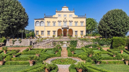 Foto Villa unifamiliare a Firenze Marignolle - Bellosguardo di 2800 m²
