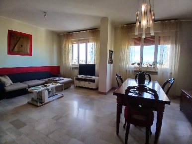 Foto Appartamento a Mortara Centro di 118 m² con 4 locali in vendita