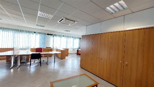 Foto Ufficio a Livorno Sorgenti di 96 m² con 4 locali in vendita