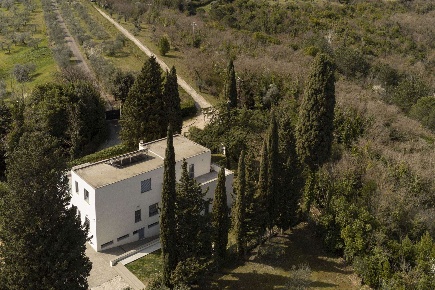 Foto Villa unifamiliare in viale michelangelo, Firenze di 500 m² in vendita