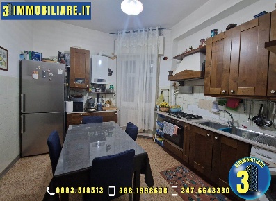 Foto Appartamento a Barletta Borgovilla - Barberini di 100 m² con 5 locali
