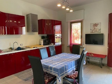 Foto Appartamento in VIA BERNARDINO NERNAUDO 22, Cosenza di 100 m²