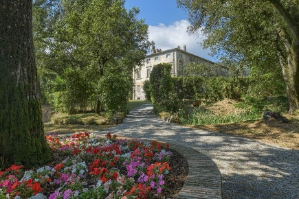 Foto Villa unifamiliare in via di tiglio, Capannori di 1381 m² in vendita