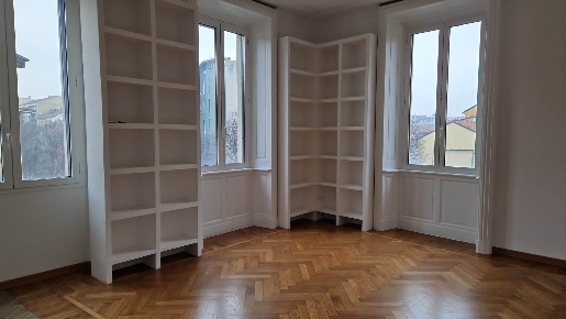 Foto Appartamento in Via Spartaco, Milano Montenero di 121 m² con 3 locali