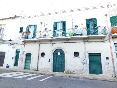 Foto Negozio a Martina Franca di 80 m² con 1 locali in vendita