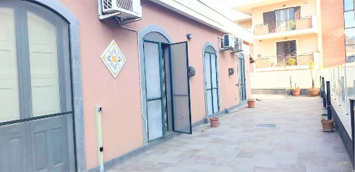 Foto Villa unifamiliare a Fiumefreddo di Sicilia di 140 m² con 4 locali