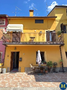 Foto Villa a schiera in via santini, Sona San Giorgio In Salici di 140 m²