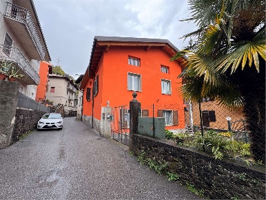 Foto Appartamento in Via Massi 25, Darfo Boario Terme Centro di 124 m²