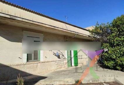 Foto Villa unifamiliare in Località Lama Caolina, Giovinazzo di 418 m²