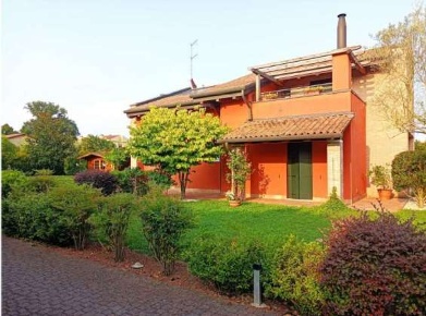 Foto Villa unifamiliare in Via Leonardo da Vinci, Mirano Mirano Paese