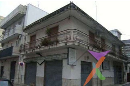 Foto Appartamento in Via Millo 36, Triggiano di 110 m² con 5 locali