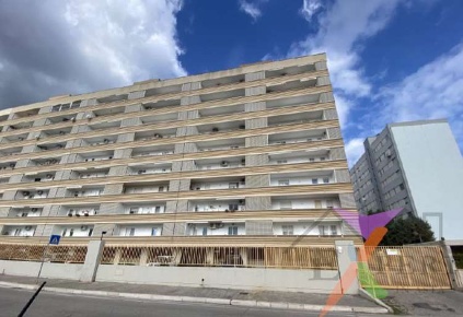 Foto Appartamento in Via Vincenzo Zaccaria 16, Bari Loseto di 108 m²