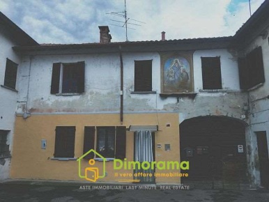 Foto Appartamento in Vicolo R. Boghi 12, Buscate di 80 m² con 4 locali