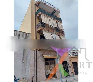 Foto Appartamento in Via cassala 9, Bari Stanic di 90 m² con 3 locali