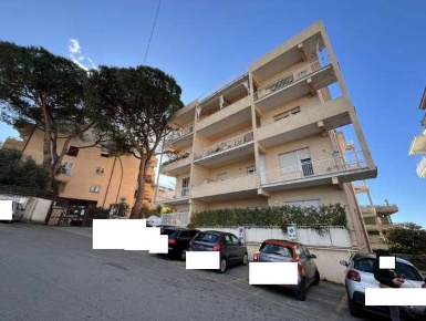 Foto Appartamento in Via Dea Bona 24, Tivoli Tivoli Alta di 143 m² all'asta