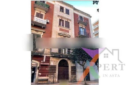 Foto Appartamento in Via de rossi 80, Bari Murat di 73 m² con 4 locali