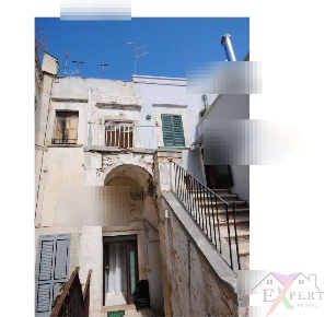Foto Appartamento in Via Maggiore Calamita n. 42, Bitonto Centro di 110 m²