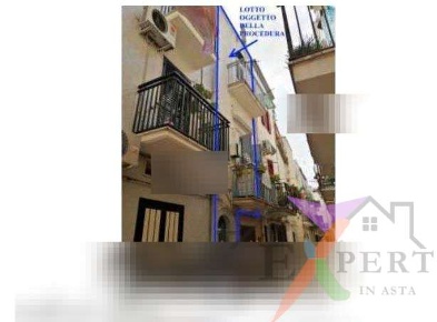 Foto Appartamento a Mola di Bari di 40 m² con 2 locali all'asta