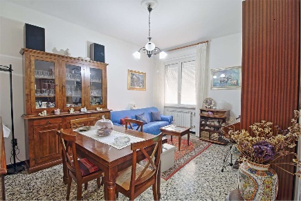 Foto Appartamento in via Fratelli Viziano 10, Albenga Centro di 87 m²