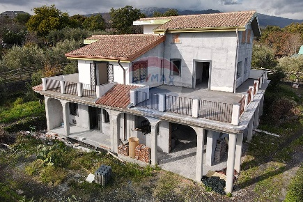 Foto Villa singola in Via Collegio Fiandaca, Acireale di 310 m² in vendita