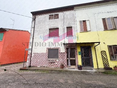 Foto Casa indipendente in VIA Brugnole, Ceneselli di 156 m² con 5 locali