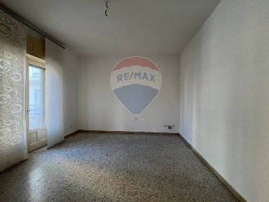 Foto Appartamento in Via Alessandro Manzoni, Caltagirone Centro di 153 m²