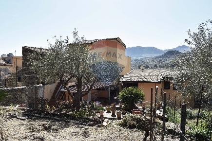 Foto Casa indipendente in via Provinciale, Monreale Pioppo di 172 m²