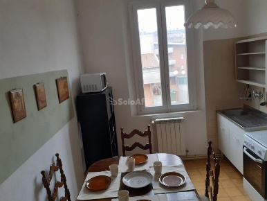 Foto Appartamento in Via Domenico Barbanti, Modena di 80 m² con 4 locali