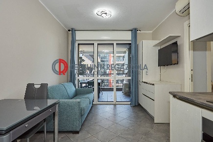 Foto Appartamento in Via Enrico Cosenz, Milano Bovisa di 70 m² con 3 locali