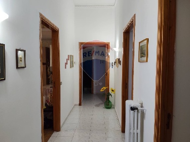Foto Appartamento in Via Pirandello 1, Ragusa Centro di 191 m² con 7 locali