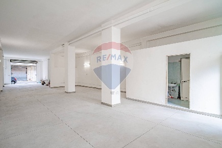 Foto Laboratorio in Via Paolo Borsellino, Misterbianco Centro di 171 m²