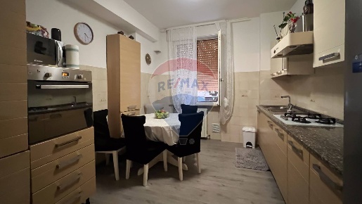 Foto Appartamento a Ancona Regione di 86 m² con 3 locali in vendita