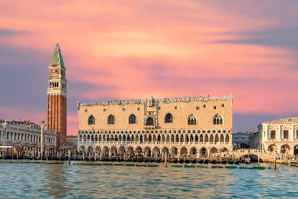 Foto Hotel a Venezia San Marco di 1200 m² con 40 locali in vendita