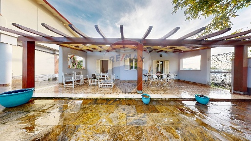 Foto Villa singola in Via San Leonardo, Massa Marina di Massa Centro