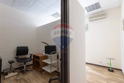 Foto Locale commerciale in Via Mariannina Schininà, Ragusa Centro di 33 m²