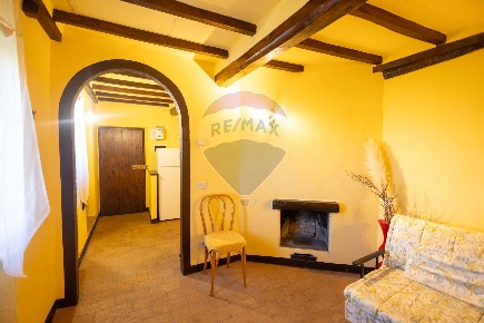 Foto Casa indipendente in Via Finoglio, Cetona Centro di 40 m² con 4 locali