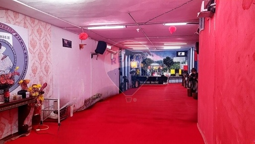 Foto Locale commerciale in Via Piazza Larga al Mercato, Napoli Mercato