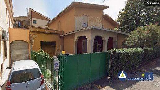 Foto Casa indipendente in Via Livorno, Albano Laziale Pavona di 220 m²