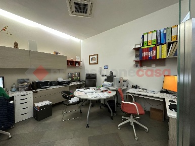 Foto Laboratorio in Arturo Chiari, Arezzo Pescaiola di 129 m² con 3 locali