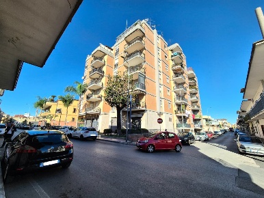 Foto Appartamento a Caivano Centro di 85 m² con 4 locali in vendita