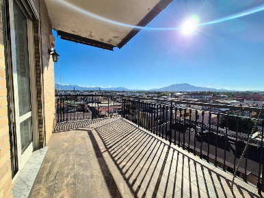 Foto Appartamento a Caivano Centro di 85 m² con 4 locali in vendita