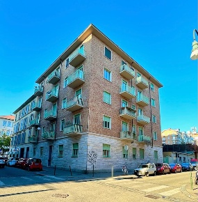 Foto Appartamento in Via PARMA 49, Torino Regio Parco di 105 m² in vendita