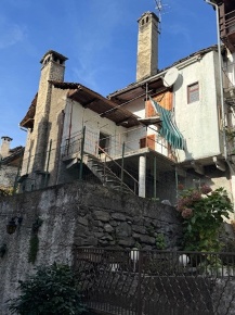 Foto Casa indipendente in Via Frazione Cattagna -, Varzo Centro di 121 m²