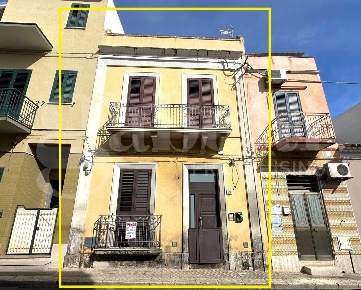 Foto Casa indipendente in Via GALILEO GALILEI 13, Avola Centro di 145 m²