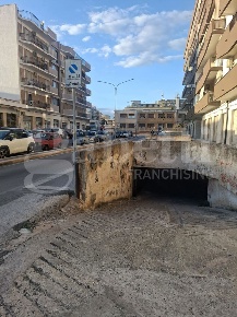 Foto Box a Siracusa Tica - Zecchino di 37 m² in vendita