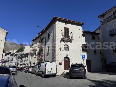 Foto Appartamento in Piazza del Console 1, Castel di Sangro Centro di 60 m²