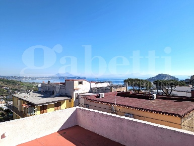 Foto Casa indipendente in Via Bellavista 00, Monte di Procida di 120 m²